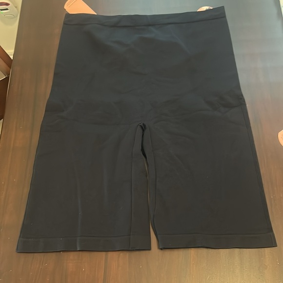 Shapermint Essentials Fresh Control Mid Waist Shaper Bike Shorts Size 4XL - Picture 9 of 12